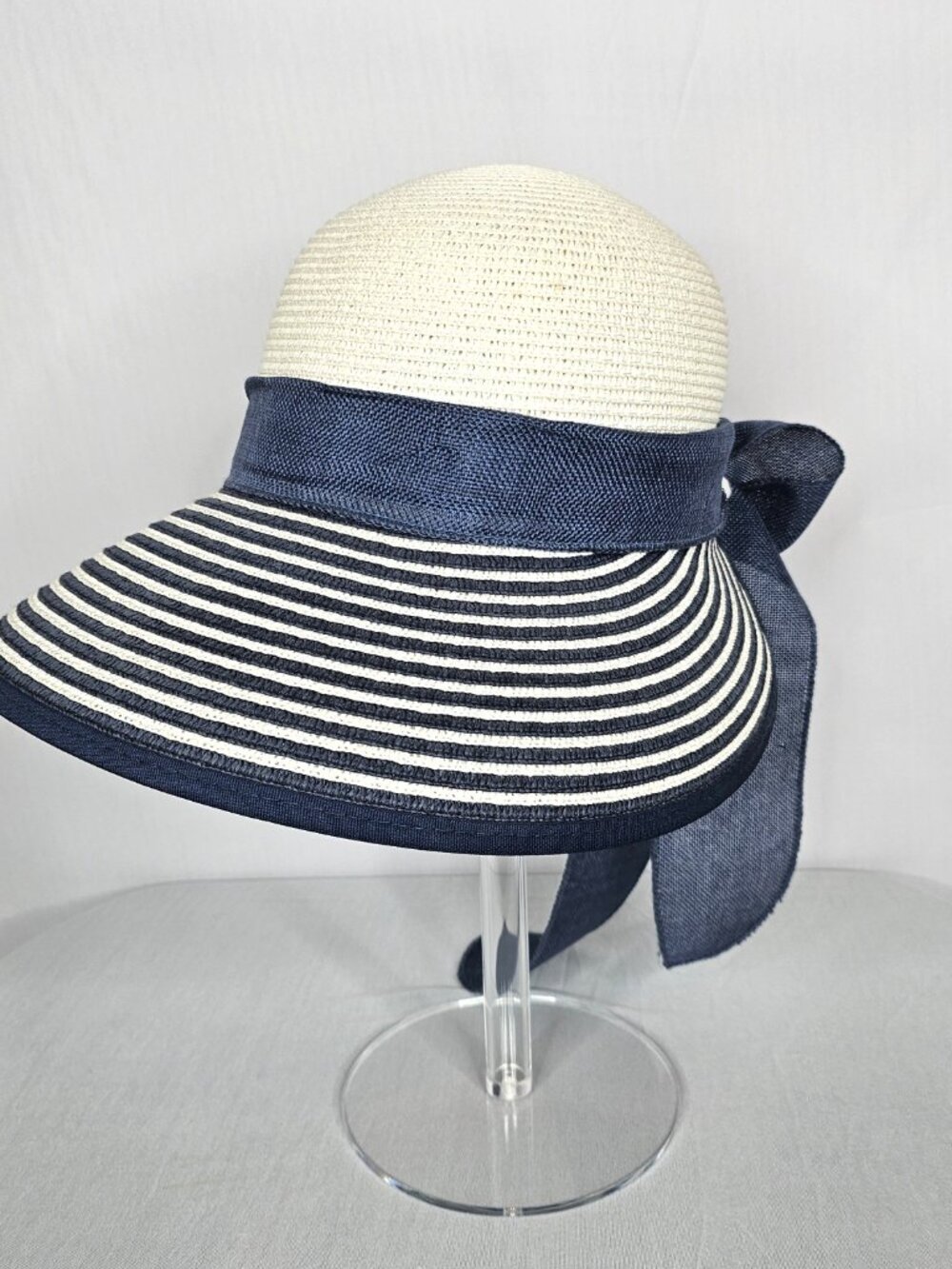 Packable Wide Brim Sun Hat | Navy Bow | Beach Resort Cruise | Adjustable - Picture 4 of 16
